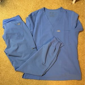 Figs Women’s Scrub Set in Ceil Blue